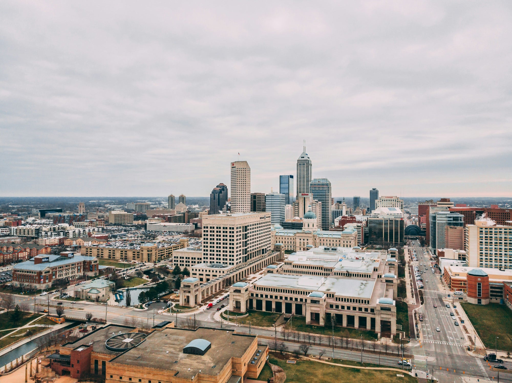 Downtown Indianapolis Indiana skyline and Indiana State Capitol — FDM Enterprises MRI and CT scanner service in Indianapolis